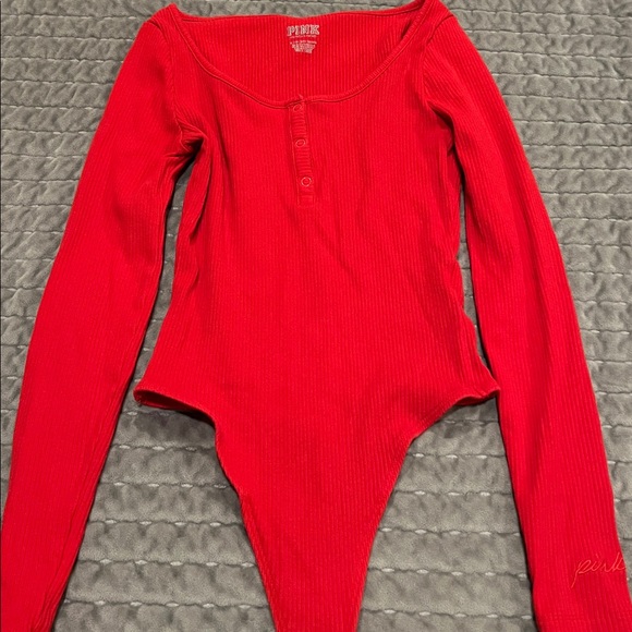 PINK Victoria's Secret Vibrant Red Ribbed Top - Picture 1 of 4